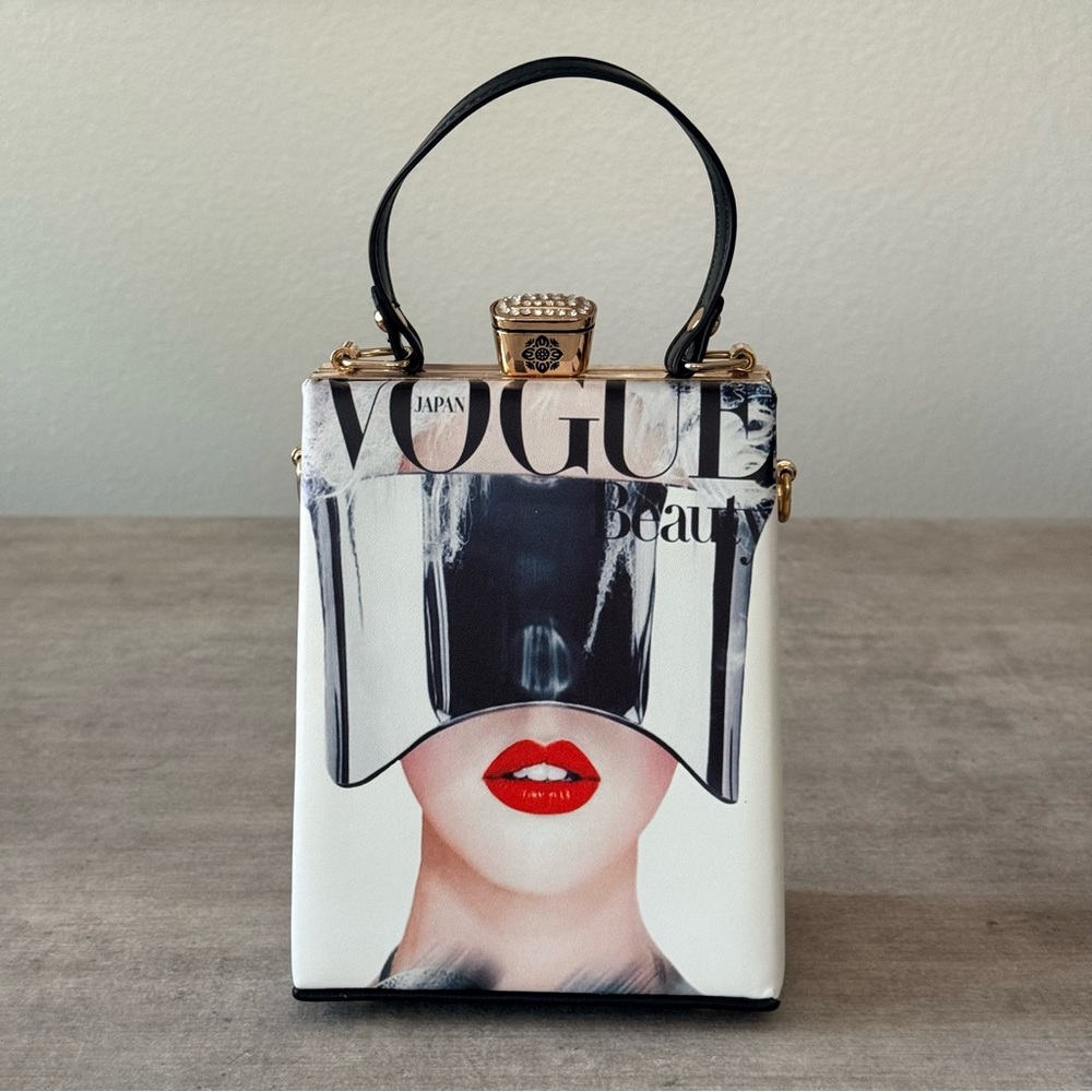 Vogue Beauty Printed Box Bag with Top Handle - White/Black/Red